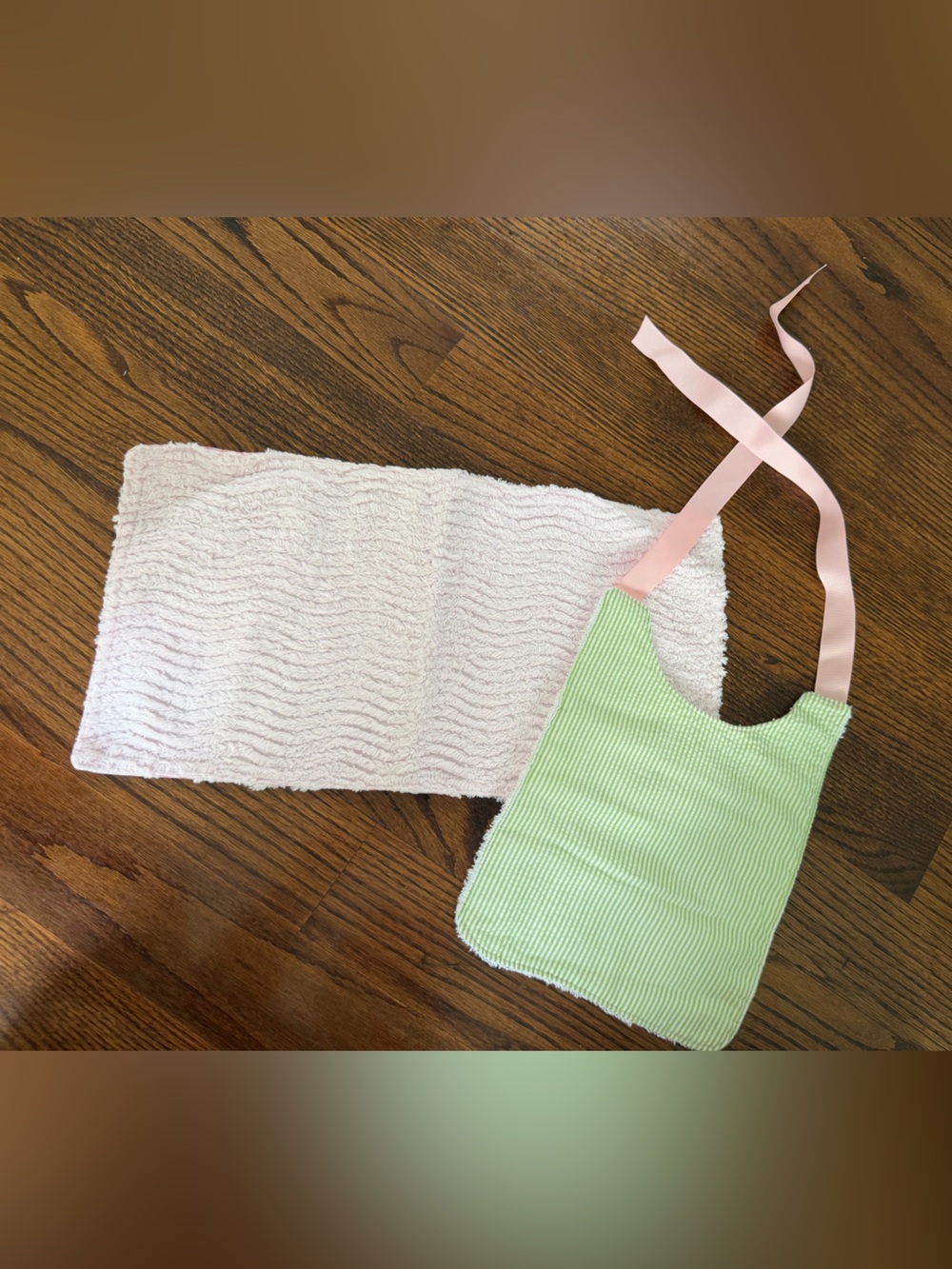 Reversible Green Seersucker & Pink Terry Bib with Pink Ribbon